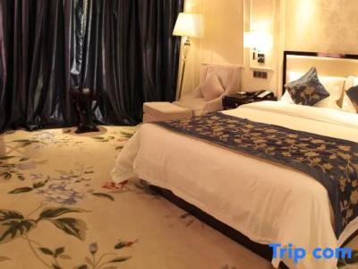 Century Palace - 52