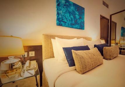 First Central Suites - 38