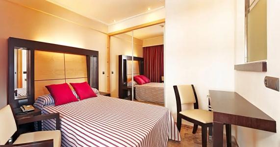 MLL Mediterranean Bay - Adults Only - 50