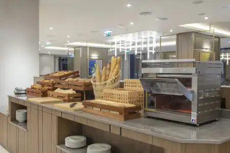 Doubletree By Hilton Plovdiv Center - 10