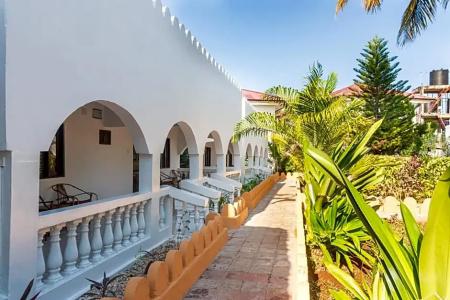 Amaan Beach Bungalows - 34