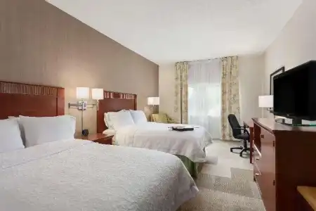 Hampton Inn Colchester - 48