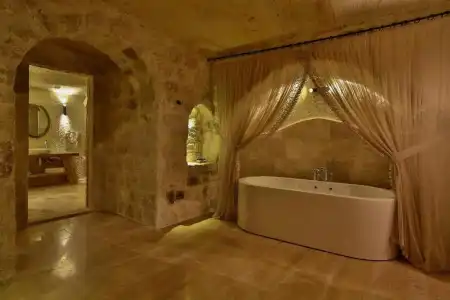 Acropolis Cave Suite - 78