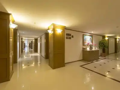 City Beach Resort - 14
