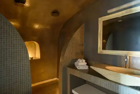 Senses Suites - 125