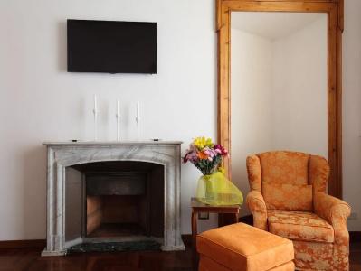 Lh Royal Suites - 56