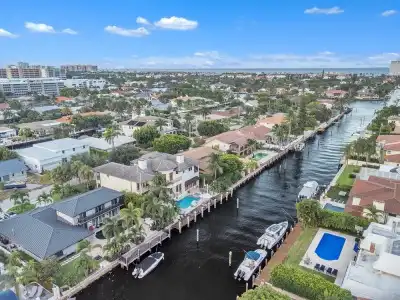 Luxury Home Villa D' Amore Southern Florida Paradise Sleeps 10 5 Bedroom Villa by RedAwning - 78