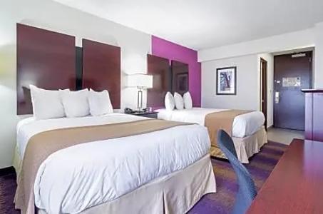 Holiday Inn & Suites RICHMOND - WEST END by IHG - 41