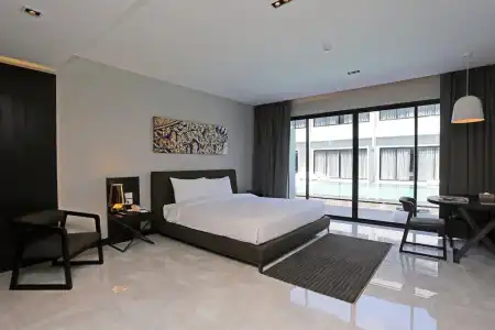 S Ratchada Bangkok - 4