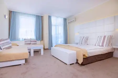 Perla Beach Luxury - All Inclusive & Free Beach Access - 42