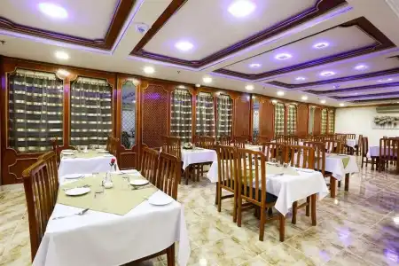 Lavilla Inn - 15