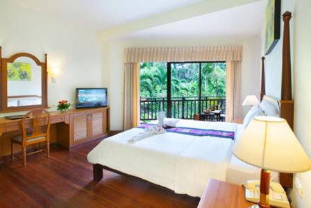 Khaolak Bay Front Resort - 6