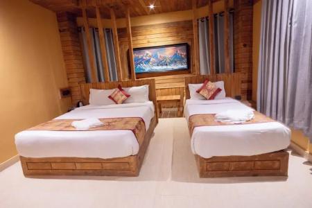Trekkers Inn - 66