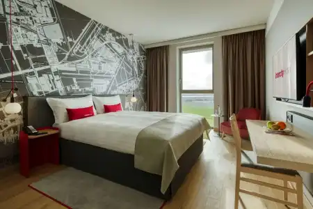 IntercityAmsterdam Schiphol Airport - 50