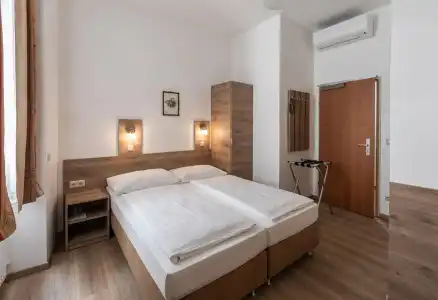 Terminus Vienna - 19