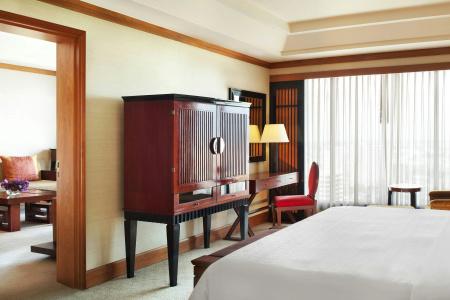 Royal Orchid Sheraton Riverside - 16