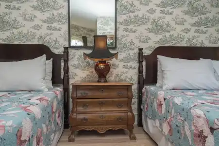 The Old Bank House - 152