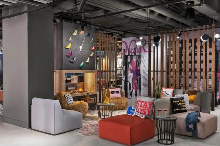 Moxy Duesseldorf City - 1