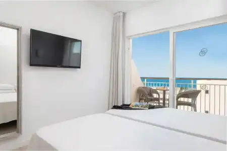 Atolon & Kaafu Beach Club - 43