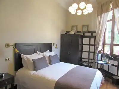 Boutique Castillo Rojo - 53