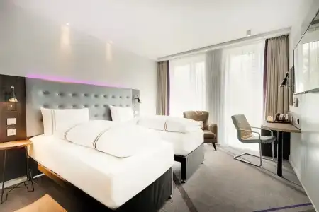 Premier Inn Berlin Alexanderplatz - 35