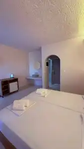 Nikos Studios - 88