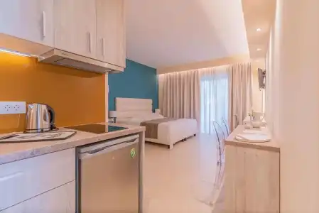 Christa Apartments - 12