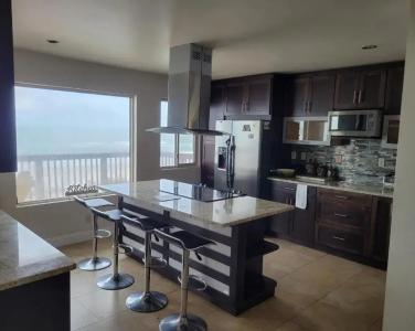 Driftwood Beach Motel - 200