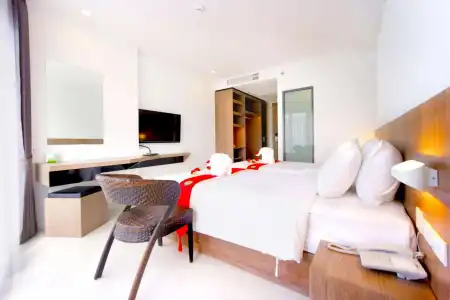Phoenix Karon Beach - 6
