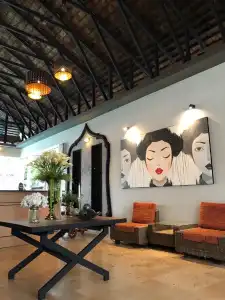 Paragon Inn - 11