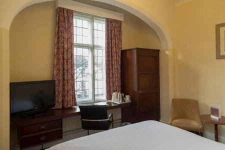 Best Western Plough & Harrow - 81