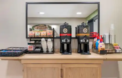 Extended Stay America Suites Carlsbad Village by the Sea - 10