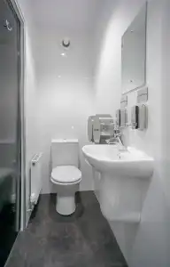 Revolver Edinburgh - 171