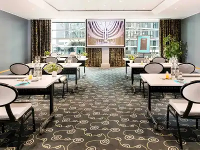 Sofitel Luxembourg Europe - 17