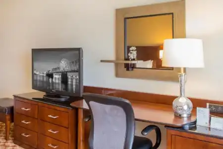 Marriott Louisville East - 26