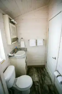 Long Cove Cabins - 10