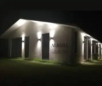 Albizia Boutique - 0