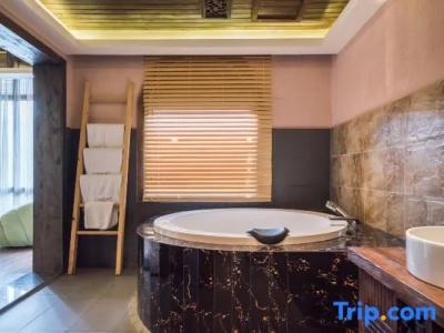 Lisiman Inn (Lijiang Art Club) - 101