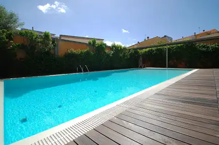 Mistral 2 - 18