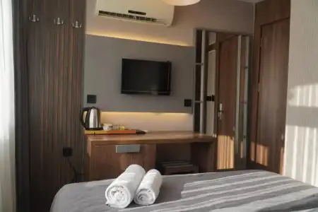 Best House - 28