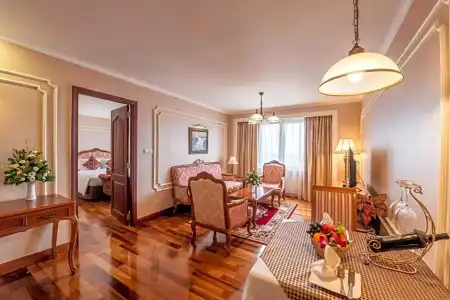 Grand Saigon - 108