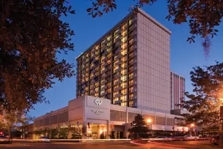 DoubleTree by Hilton Tallahassee - 0
