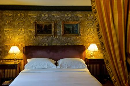 L'Hotel - 45