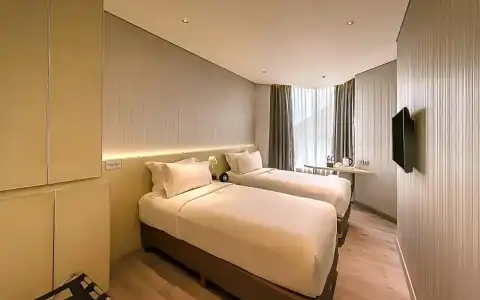 Ashley Wahid Hasyim Jakarta - 60