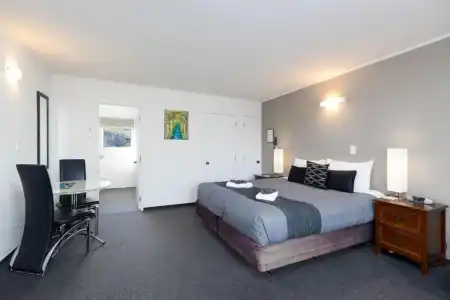 Kings Gate Motel - 44