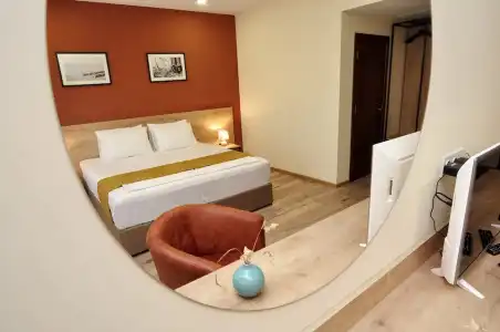 Babaneuris Marani - 3