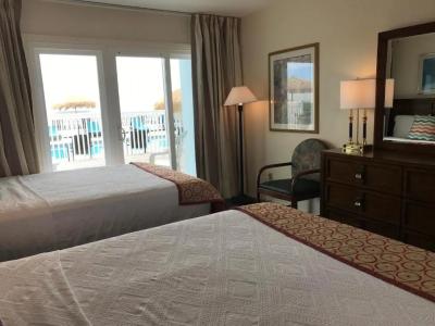 Ocean Surf Resort - 79