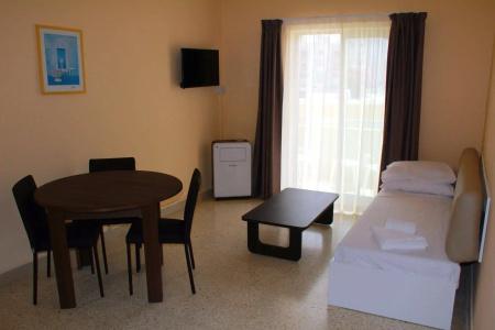 Mavina & Apartments - 2