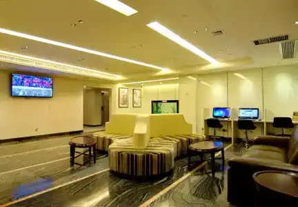 Paco Business Tianhe Coach Terminal Branch - 6