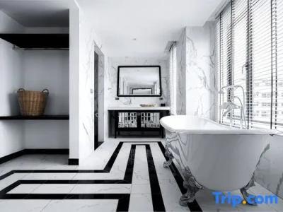 Glory Boutique Suite - 85
